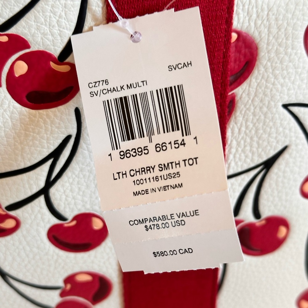 Coach - Picture 10 of 16